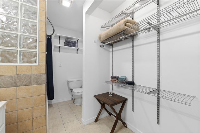 9 E Trenton Boulevard, Fayetteville, AR 72701