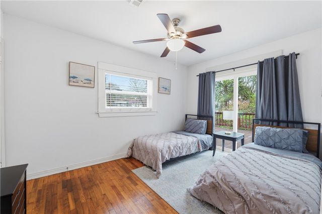 9 E Trenton Boulevard, Fayetteville, AR 72701