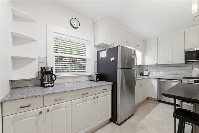 9 E Trenton Boulevard, Fayetteville, AR 72701