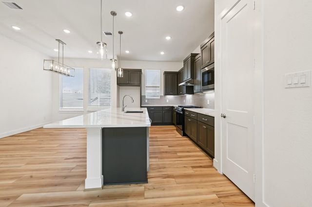 18032 Brennie Bird Lane, Conroe, TX 77302