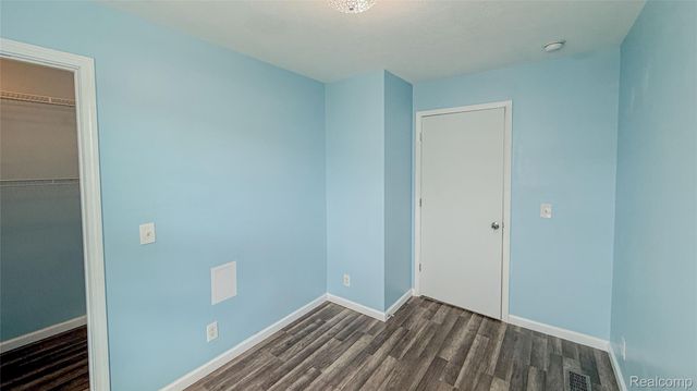 41021 Old Michigan Ave 39 A, Canton Charter Township, MI 48188