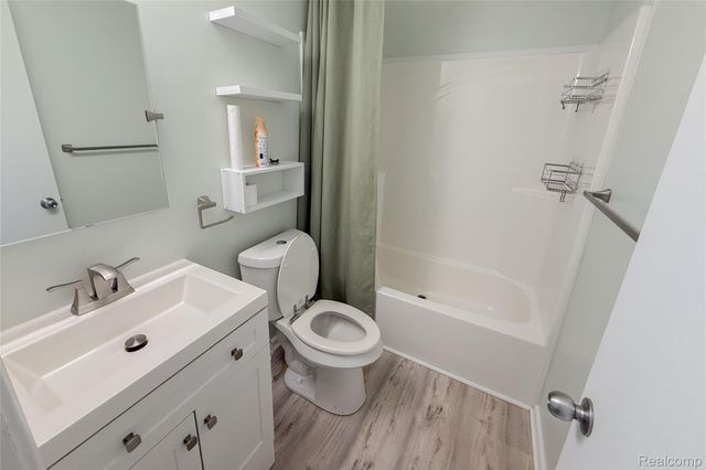 41021 Old Michigan Ave 39 A, Canton Charter Township, MI 48188