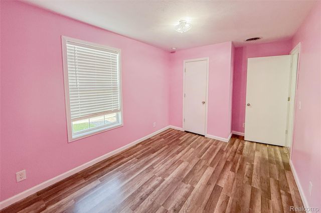 41021 Old Michigan Ave 39 A, Canton Charter Township, MI 48188