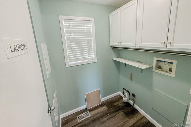 41021 Old Michigan Ave 39 A, Canton Charter Township, MI 48188