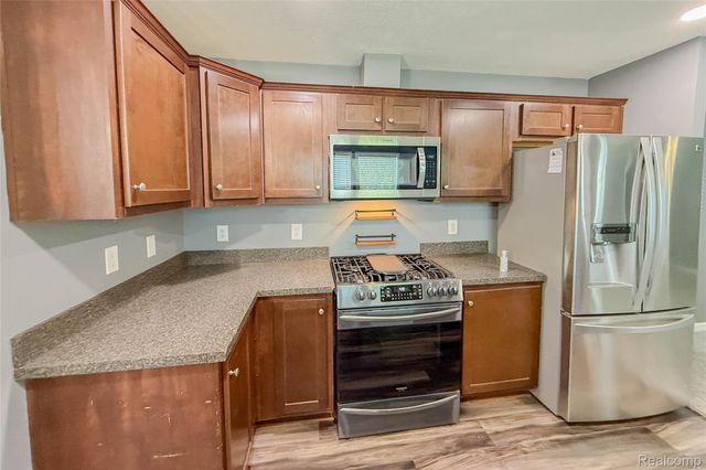 41021 Old Michigan Ave 39 A, Canton Charter Township, MI 48188