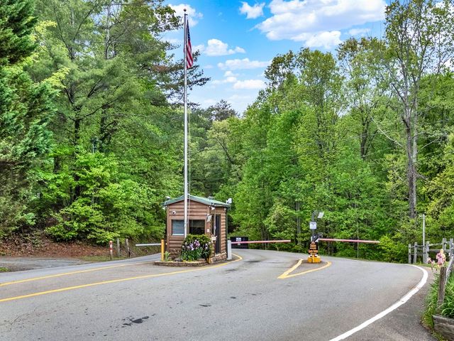 508 Lemmon Lane, Ellijay, GA 30540