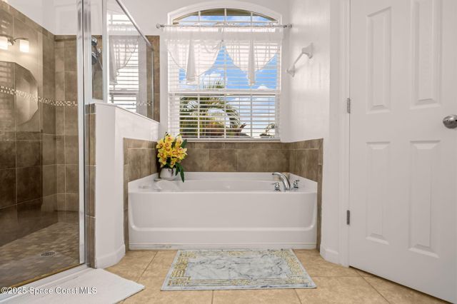 467 Easton Forest Circle SE, Palm Bay, FL 32909