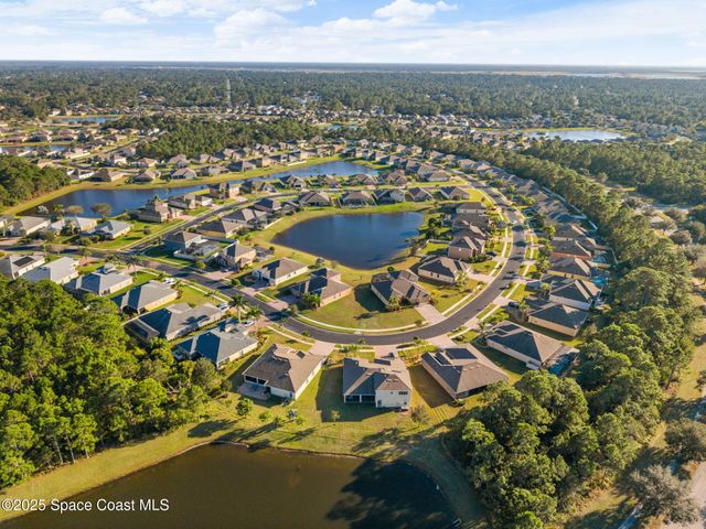 467 Easton Forest Circle SE, Palm Bay, FL 32909