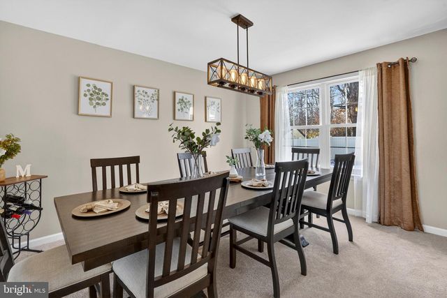 207 WOODBRIDGE LN, Douglassville, PA 19518