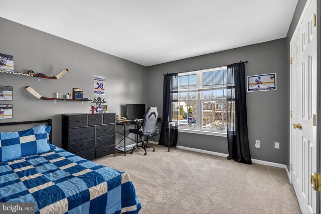 207 WOODBRIDGE LN, Douglassville, PA 19518