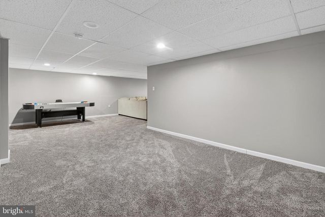 207 WOODBRIDGE LN, Douglassville, PA 19518