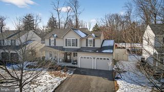 207 WOODBRIDGE LN, Douglassville, PA 19518
