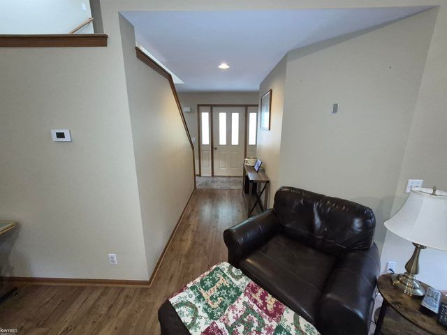 11383 Whispering Pines Trail, Fenton, MI 48430