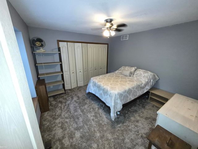 11383 Whispering Pines Trail, Fenton, MI 48430