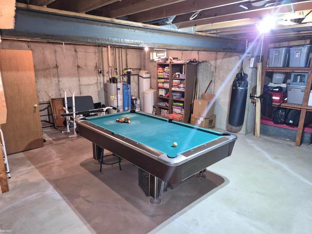 11383 Whispering Pines Trail, Fenton, MI 48430