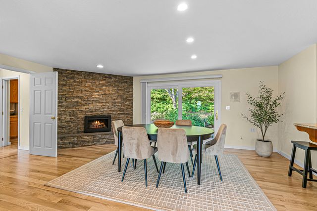 3255 Pioneer Road, Medford, OR 97501