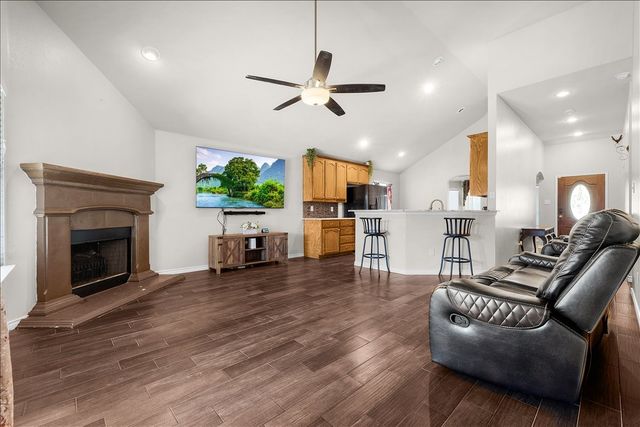 9225 Mairilyn Drive, White Settlement, TX 76108