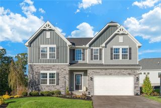 164 Victoria Dr, Moon/crescent Twp, PA 15108