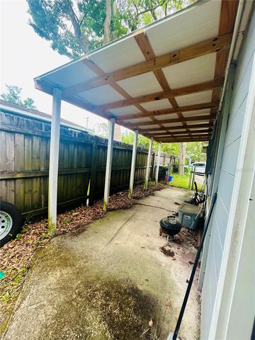 520 NW 26TH AVENUE, Gainesville, FL 32609