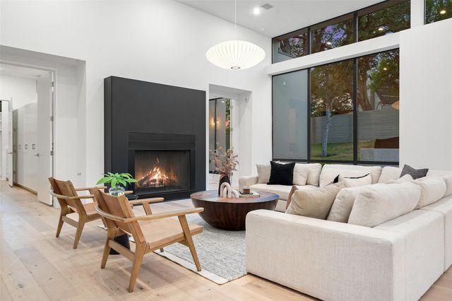 2704 Mountain Laurel DR, Austin, TX 78703