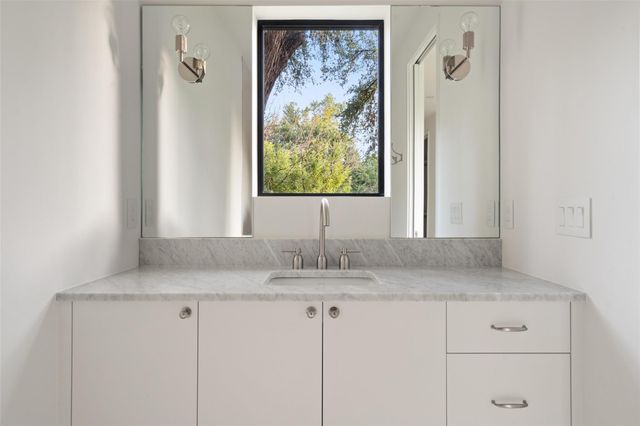 2704 Mountain Laurel DR, Austin, TX 78703