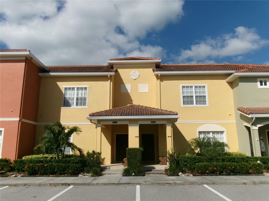 8969 MAJESTY PALM ROAD, Kissimmee, FL 34747