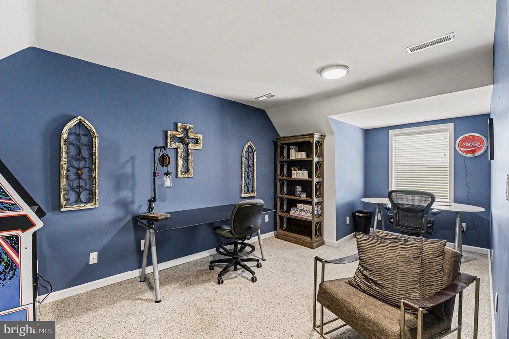 Image 20 of property listing at 4460 SHANGRI LA RD, Stewartstown, PA 17363