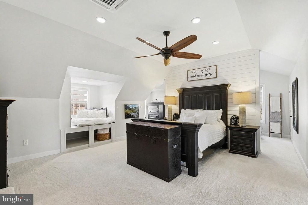 Image 25 of property listing at 4460 SHANGRI LA RD, Stewartstown, PA 17363