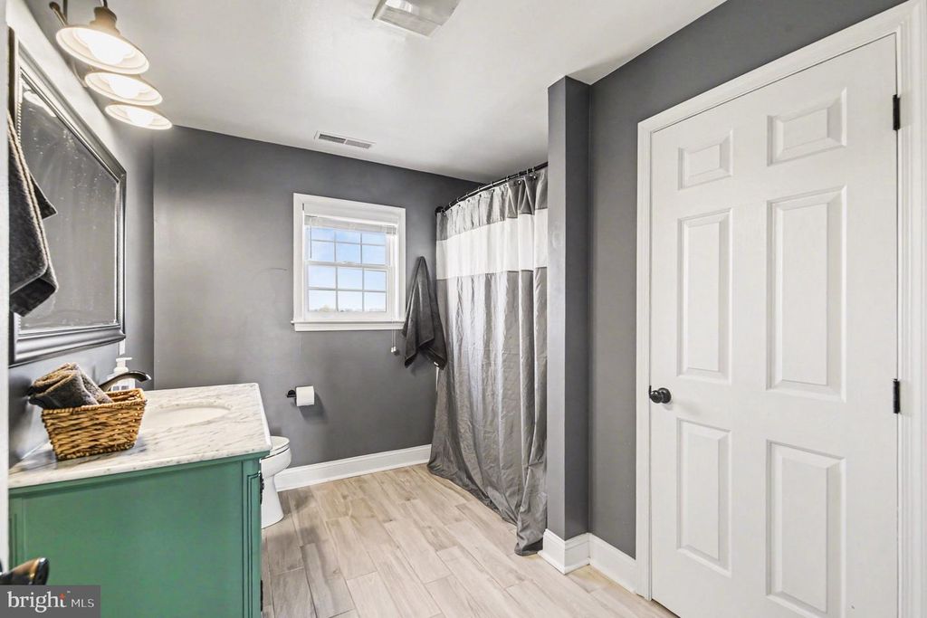 Image 40 of property listing at 4460 SHANGRI LA RD, Stewartstown, PA 17363