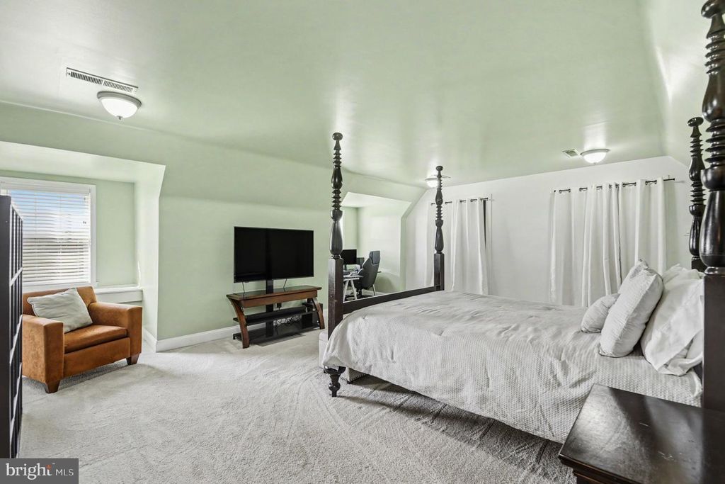 Image 42 of property listing at 4460 SHANGRI LA RD, Stewartstown, PA 17363