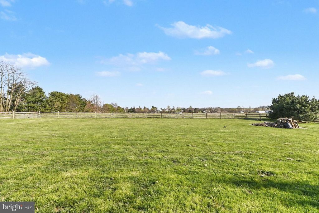 Image 46 of property listing at 4460 SHANGRI LA RD, Stewartstown, PA 17363