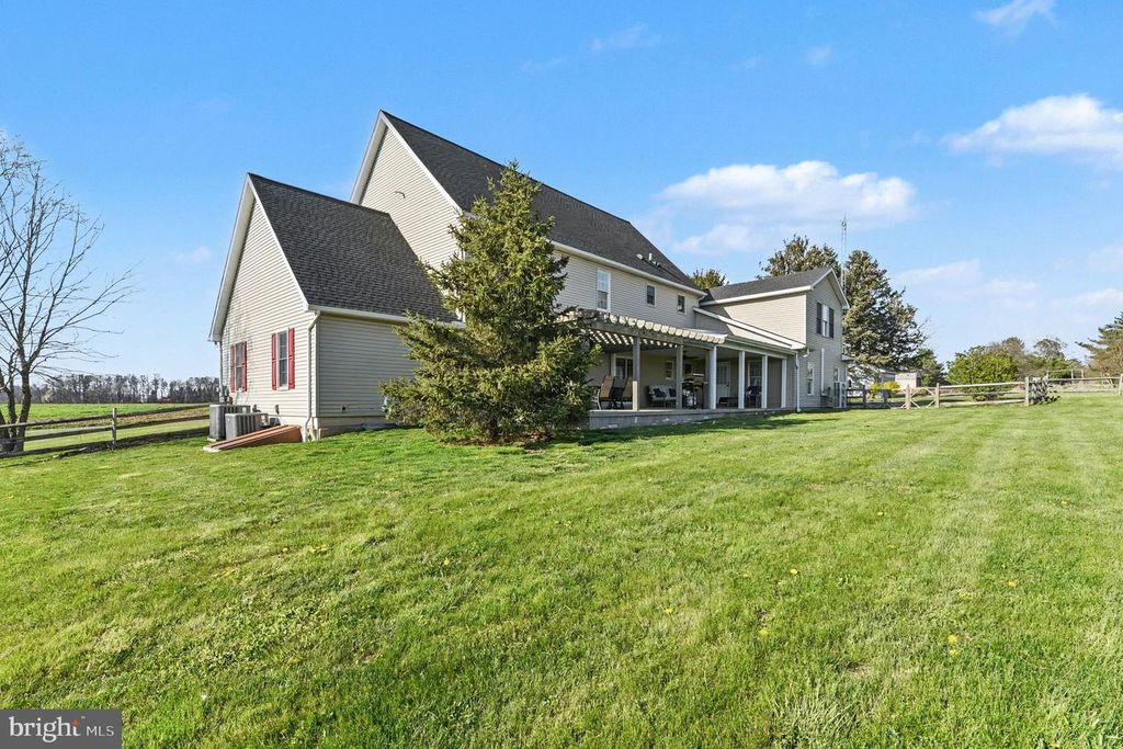 Image 49 of property listing at 4460 SHANGRI LA RD, Stewartstown, PA 17363