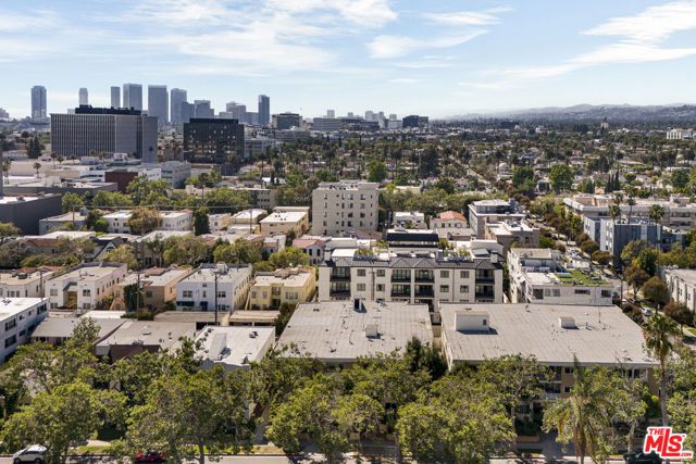 165 N Swall Drive 101, Beverly Hills, CA 90211