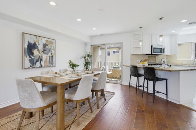 4279 Lamont, San Diego, CA 92109