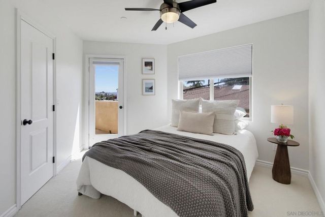 4279 Lamont, San Diego, CA 92109
