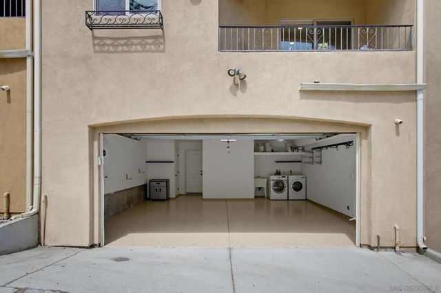 4279 Lamont, San Diego, CA 92109