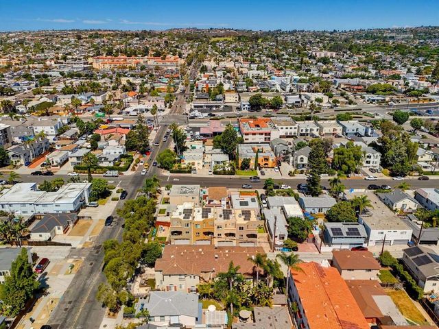 4279 Lamont, San Diego, CA 92109