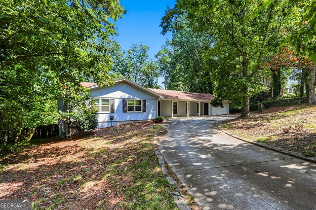 2324 Sussex Court, Snellville, GA 30078