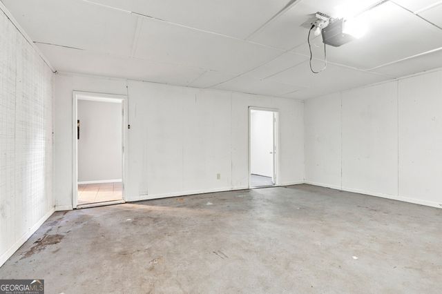 2324 Sussex Court, Snellville, GA 30078