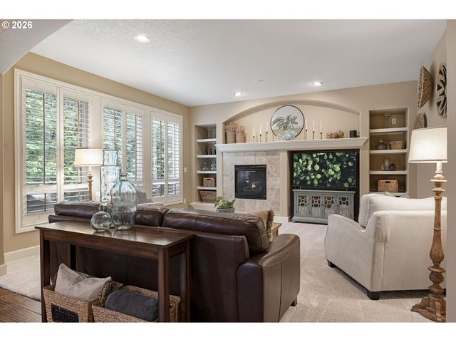 18262 Sw SANTORO Dr, Beaverton, OR 97007