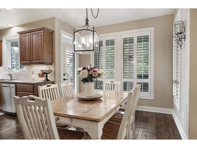 18262 Sw SANTORO Dr, Beaverton, OR 97007