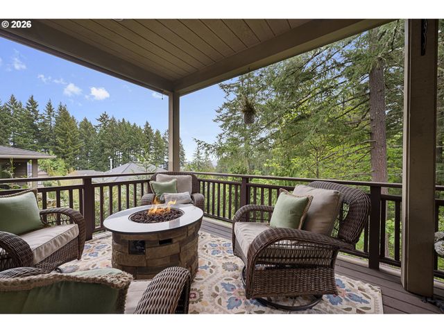 18262 Sw SANTORO Dr, Beaverton, OR 97007