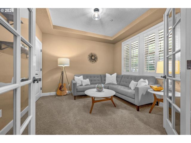 18262 Sw SANTORO Dr, Beaverton, OR 97007