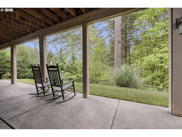 18262 Sw SANTORO Dr, Beaverton, OR 97007