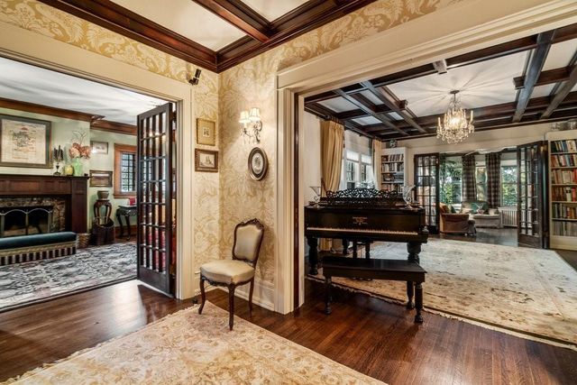 329 Park Circle, Menomonie, WI 54751