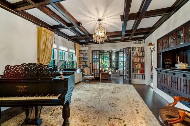 329 Park Circle, Menomonie, WI 54751