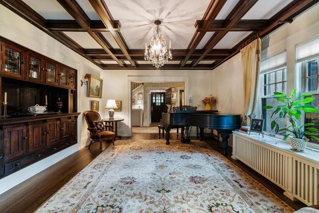 329 Park Circle, Menomonie, WI 54751