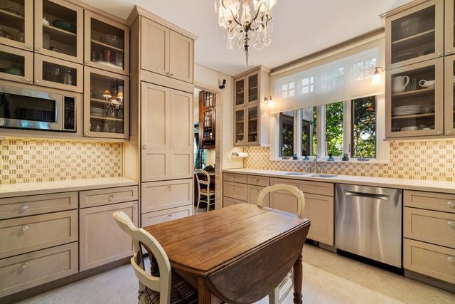 329 Park Circle, Menomonie, WI 54751