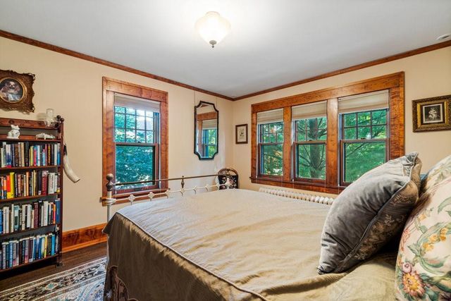 329 Park Circle, Menomonie, WI 54751