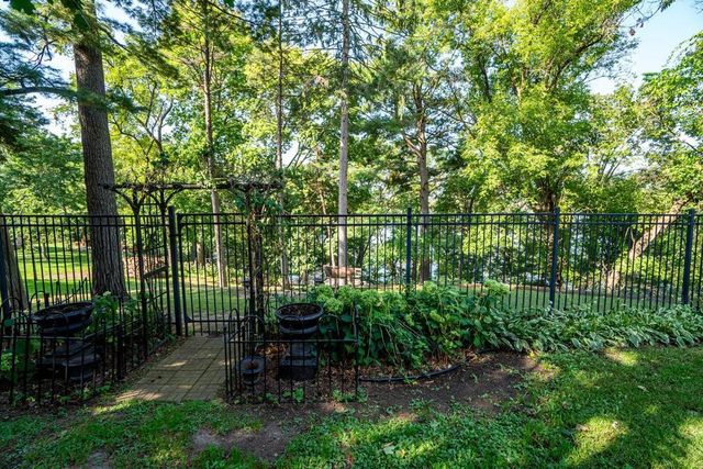 329 Park Circle, Menomonie, WI 54751